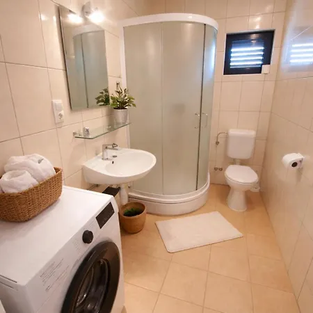 Sea View - Private Parking Apartamento